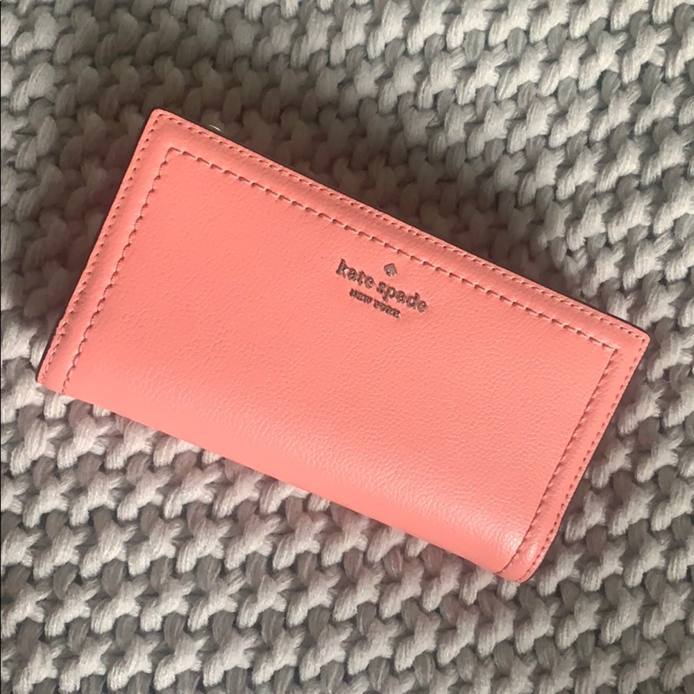 Kate Spade Wallet ♠️